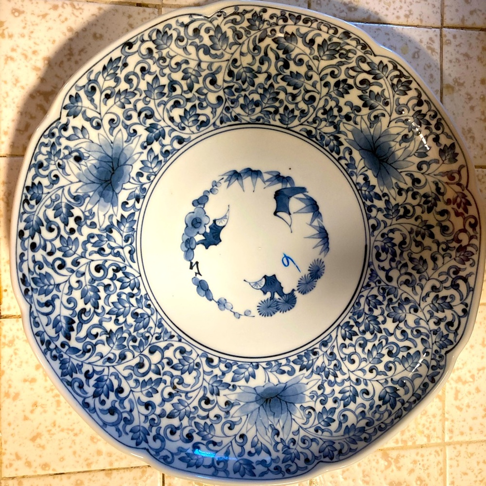 vintage porceline 10” plate lotus pattern staped on bottom